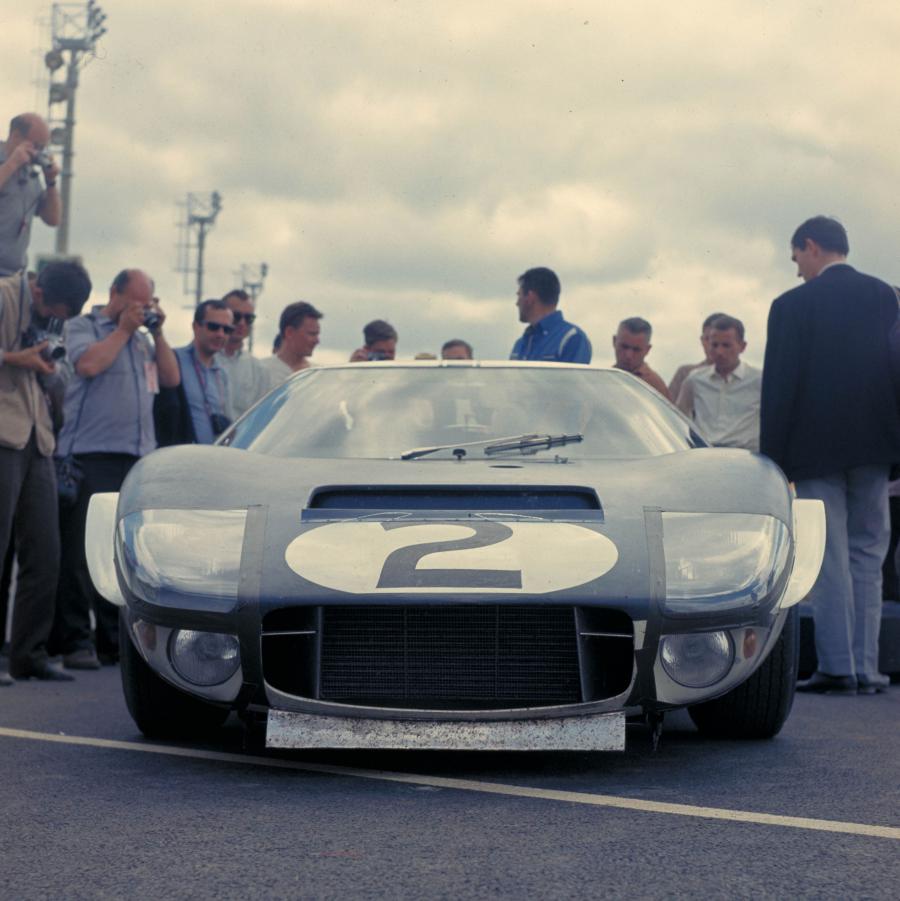  Ford GT40 (Mk I) 1965 года  (фото 5 из 66)